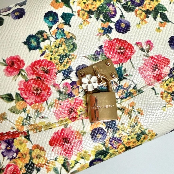 Dolce & Gabbana Long Floral Wallet - Picture 12 of 15